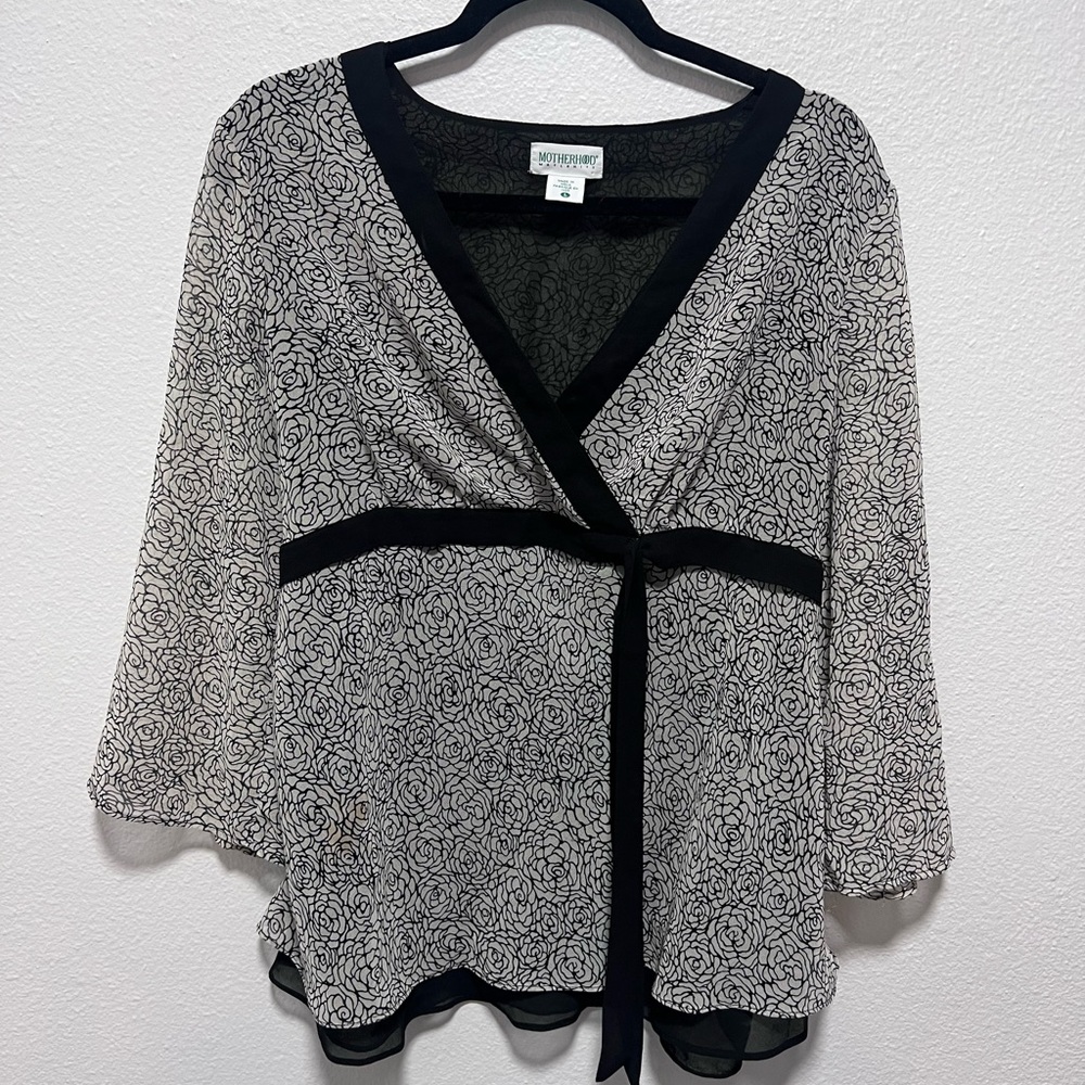 Motherhood Maternity Gray Black Rose Floral Blouse Size Large